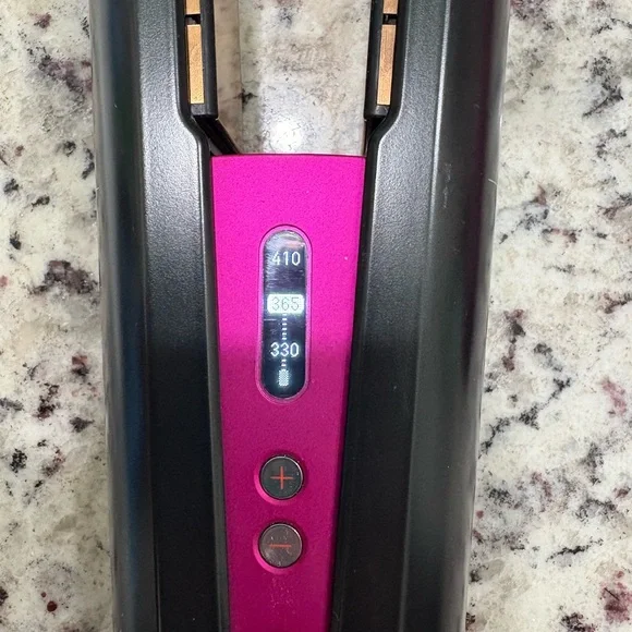 Dyson Black and Magenta Hair Tool - Picture 6 of 6